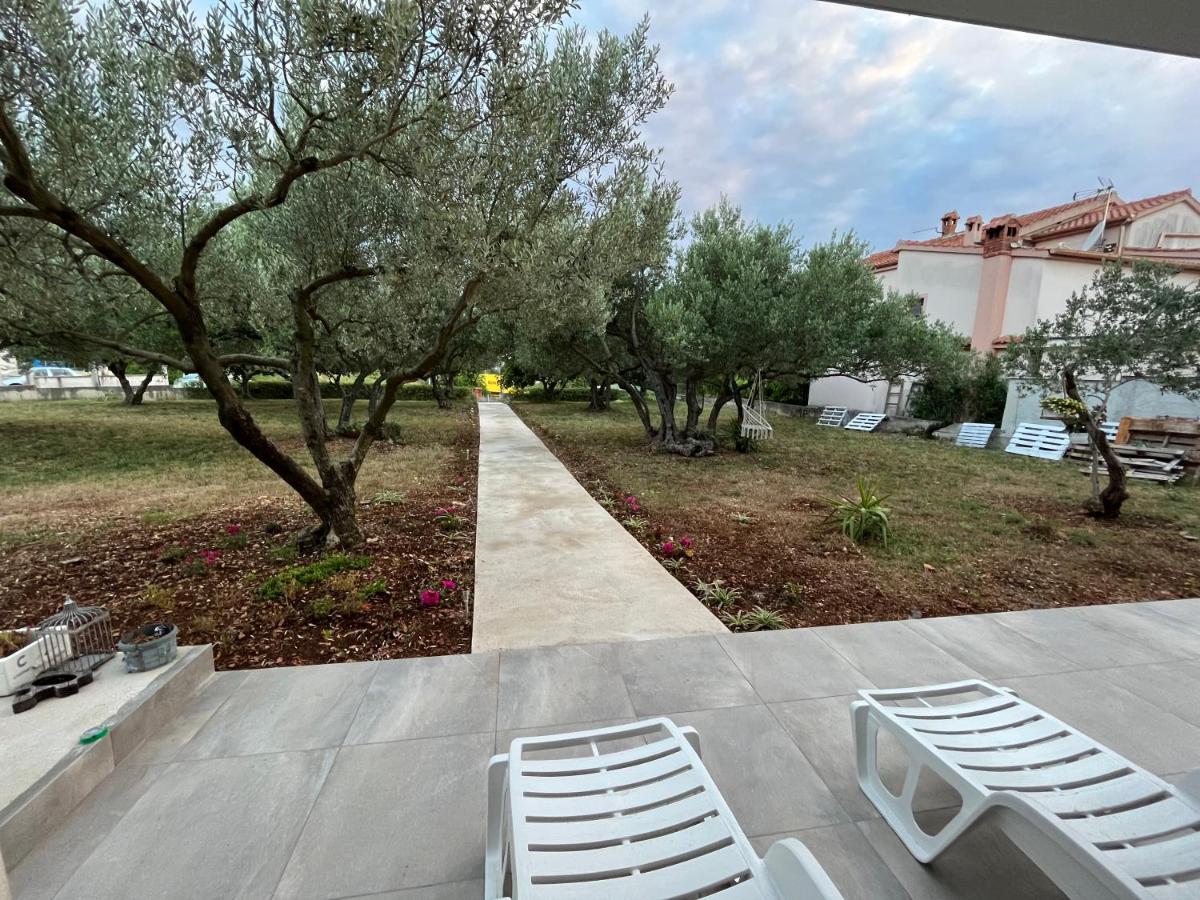 Apartman Oliva Zadar Bagian luar foto