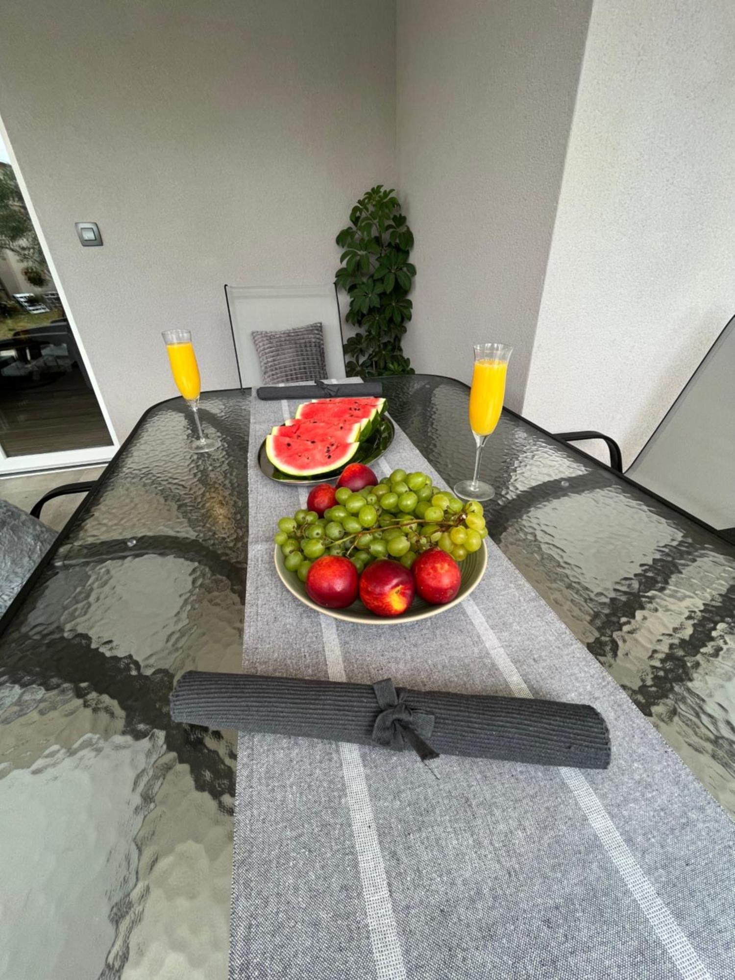 Apartman Oliva Zadar Bagian luar foto